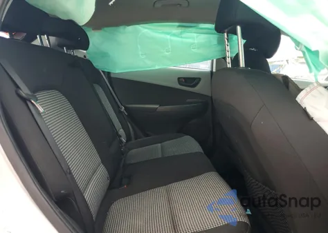 2021 Hyundai Kona Se из США, поврежденный, VIN KM8K1CAAXMU641911